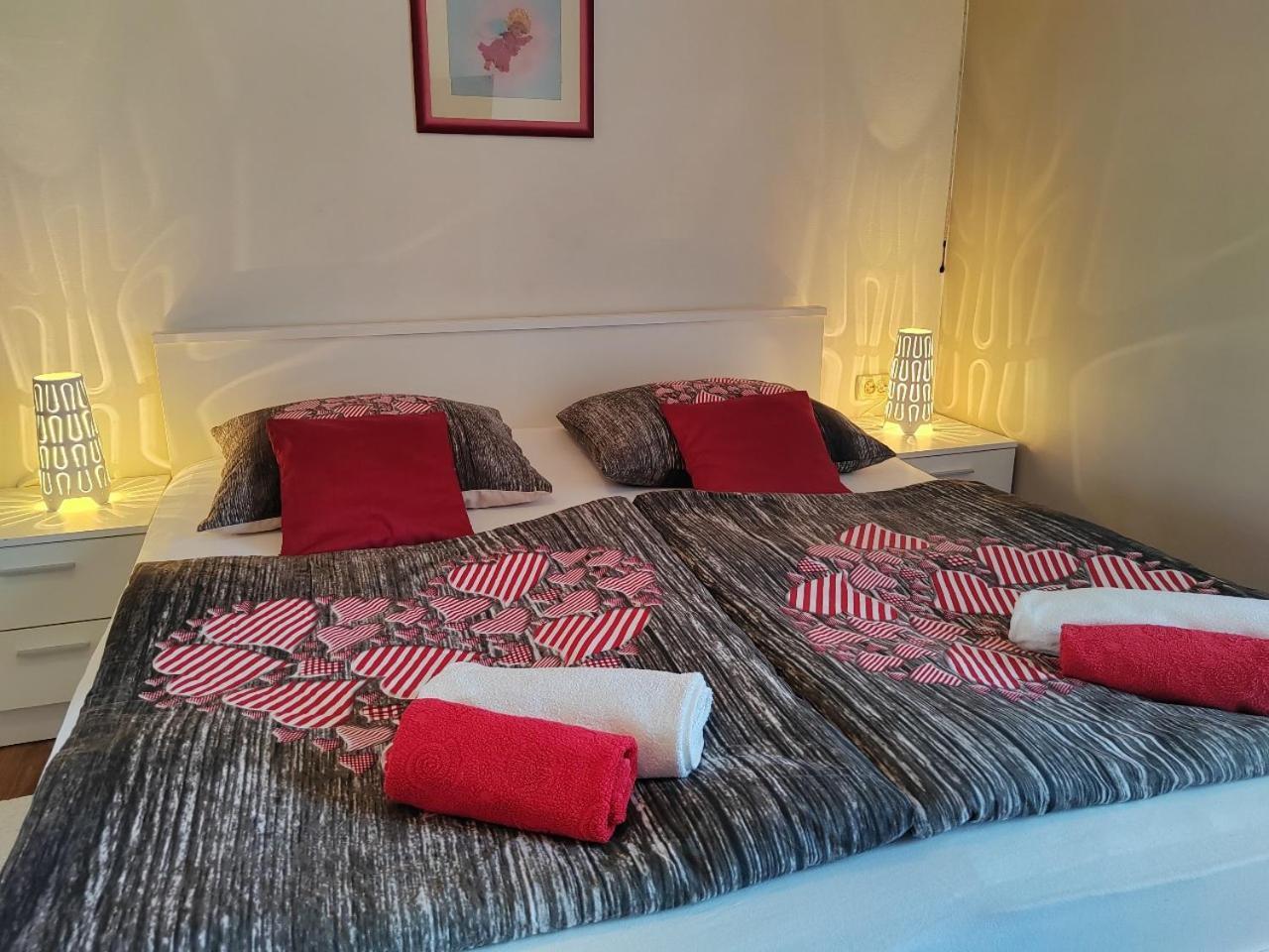 Barbat na Rabu Room'S Brica מראה חיצוני תמונה